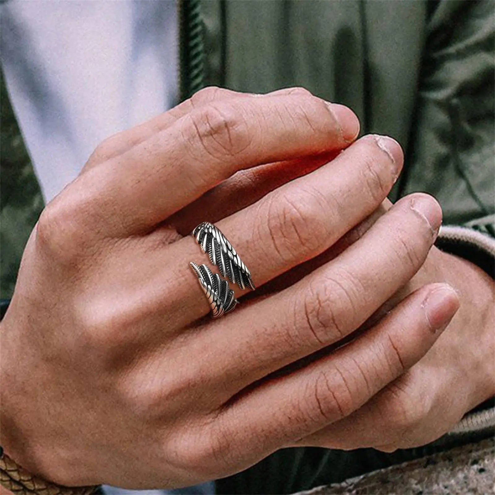 Versilberter Feder-Ring für Herren