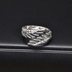 Versilberter Feder-Ring für Herren