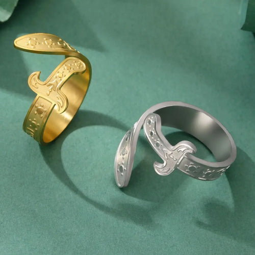Ring med <span data-glossary-id="epée Ali Zulfiqar">Ali Zulfiqar-svärd</span> arabisk symbol guld