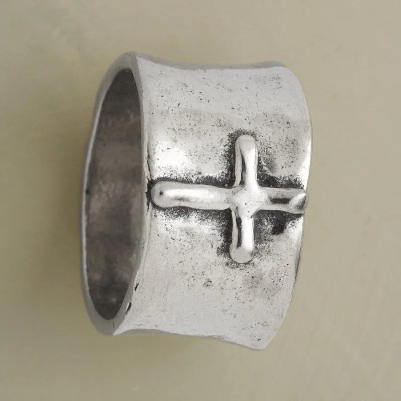 Bague Vintage Croix Chrétienne