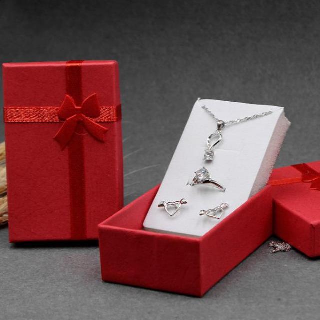Boite pour 3 à 4 Bijoux