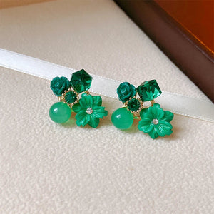 Boucles d'Oreilles Clou Fleurs et Perles vert 1