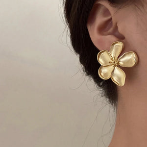 Boucles d'Oreilles Clou Grande Fleur Dorée