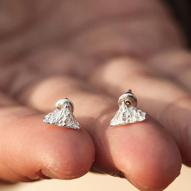Boucles d'Oreilles Clou Montagnes Argentées
