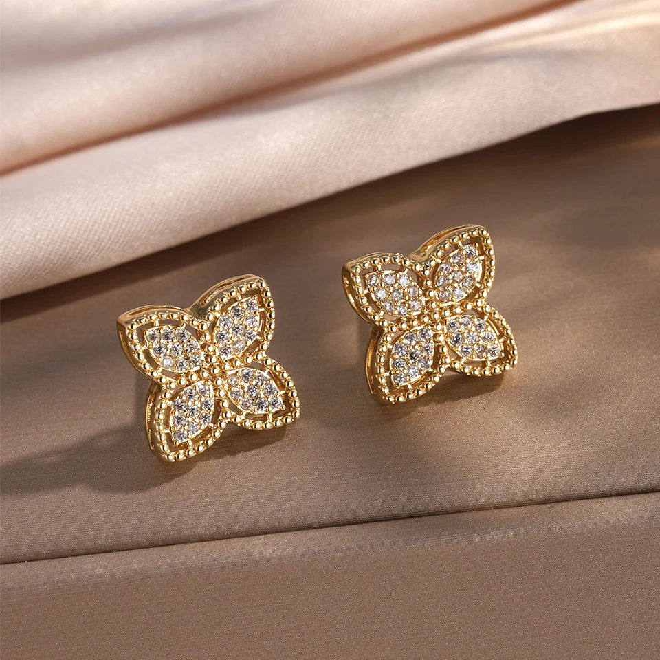 Boucles d'Oreilles Clou Trèfle à 4 Feuilles en Zircon or