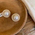 Orecchini a Bottone Vintage con Perla