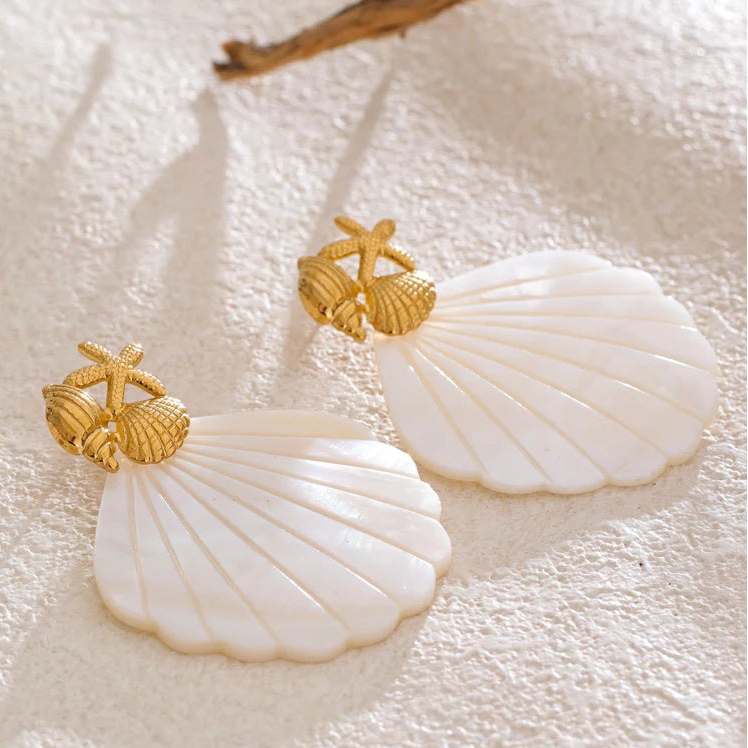 Boucles d'oreilles couleur nacre coquillage et étoile de mer
