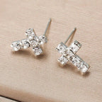 Boucles d'oreilles croix en strass