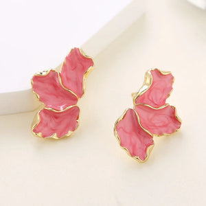 Boucles d'Oreilles Demi-Fleur Clou Pétales  rose