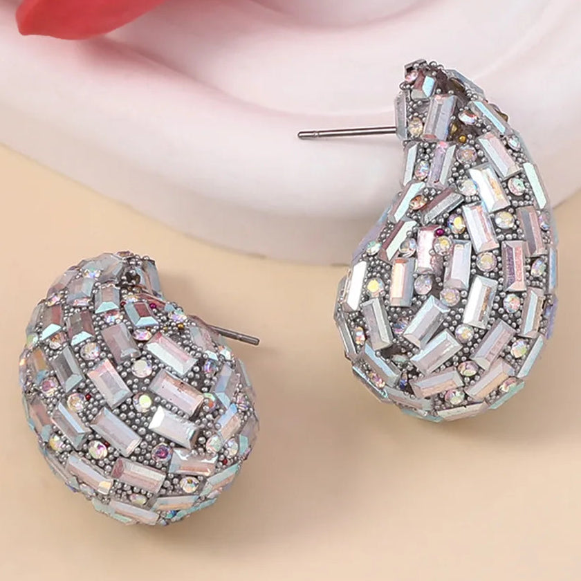 Boucles d'oreilles goutte d'eau pavées de cristaux colorés argent