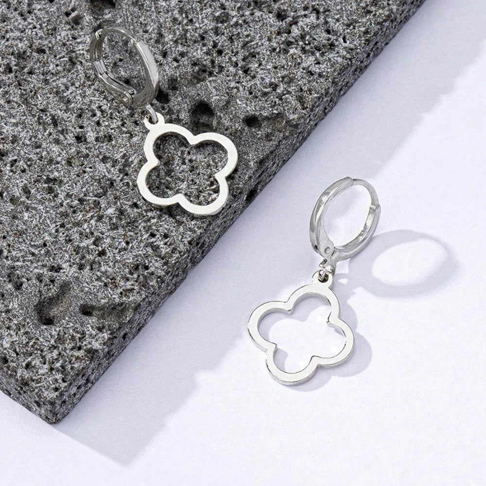 Boucles d'Oreilles Pendantes avec Trèfle à 4 Feuilles argent