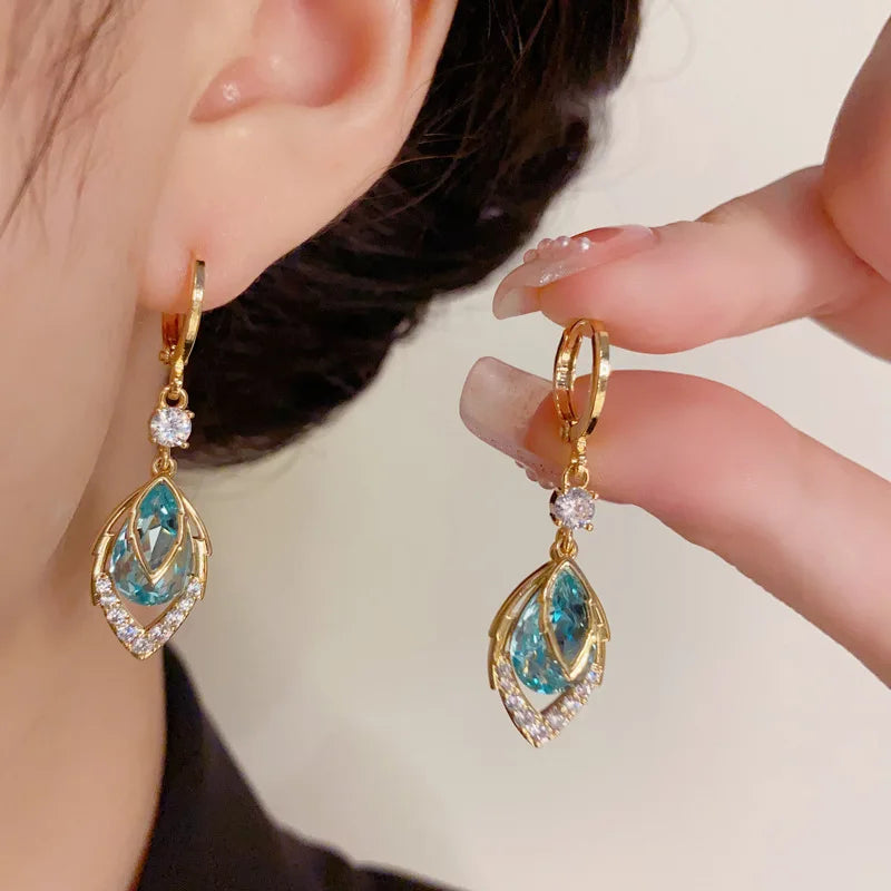 Boucles d'oreilles pendantes bleu ciel