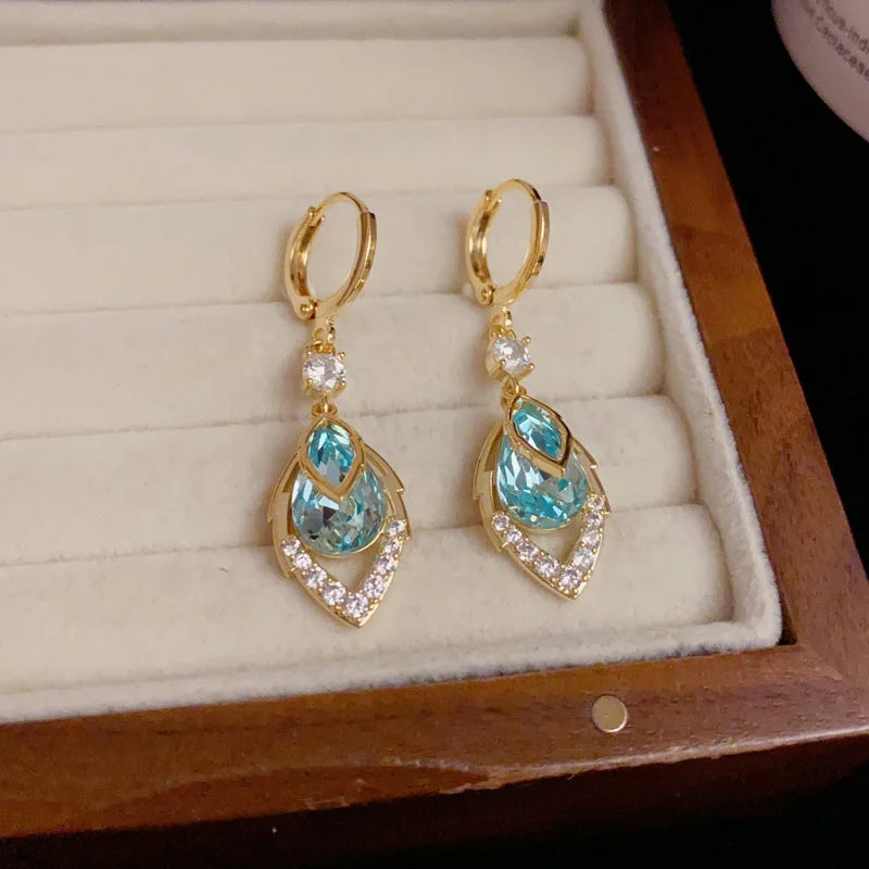 Boucles d'oreilles pendantes bleu ciel