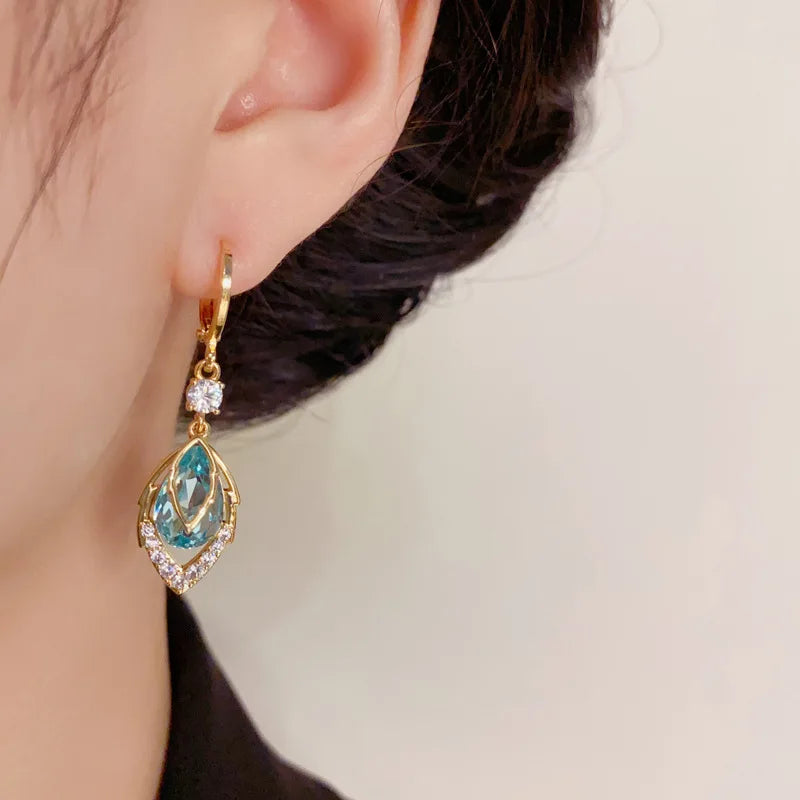 Boucles d'oreilles pendantes bleu ciel