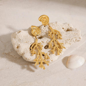 Boucles d'Oreilles Pendantes Conque et Corail