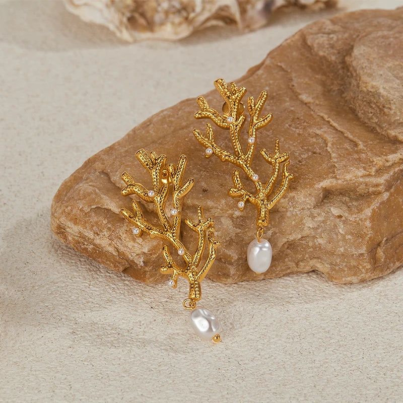 Orecchini Pendenti Corallo e Perle Bianche