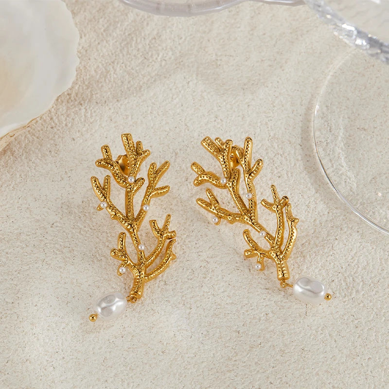 Orecchini Pendenti Corallo e Perle Bianche