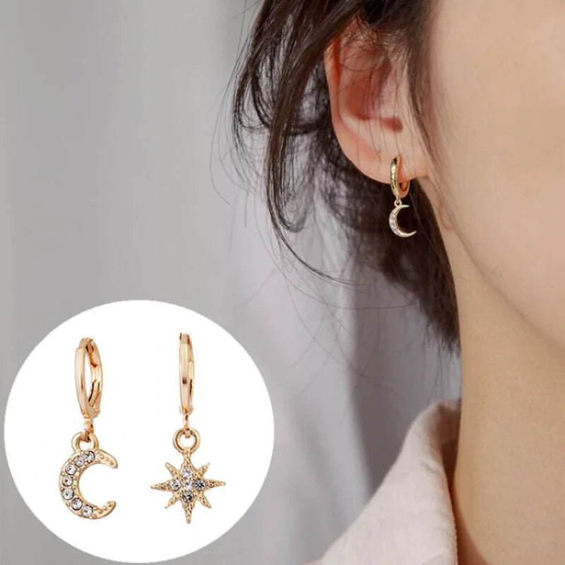 Boucles d'Oreilles Pendantes Etoile et Lune en Zircon or