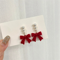 Boucles d'Oreilles Pendantes Perles et Noeuds rouge