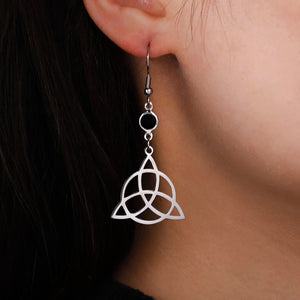 Boucles d'Oreilles Triquetra Pendantes Femme Noeud de la Trinité argent