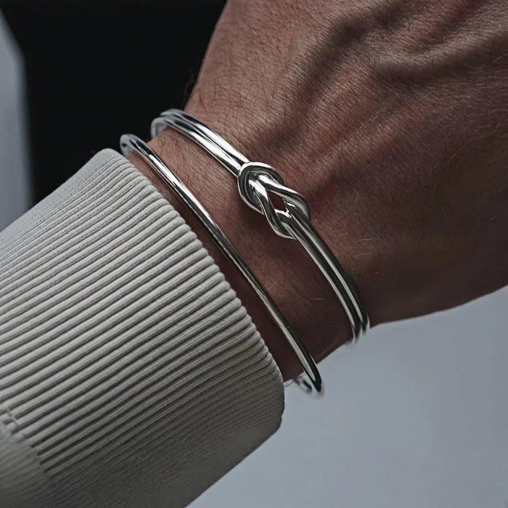 Bracciale regolabile con nodo per uomo argento