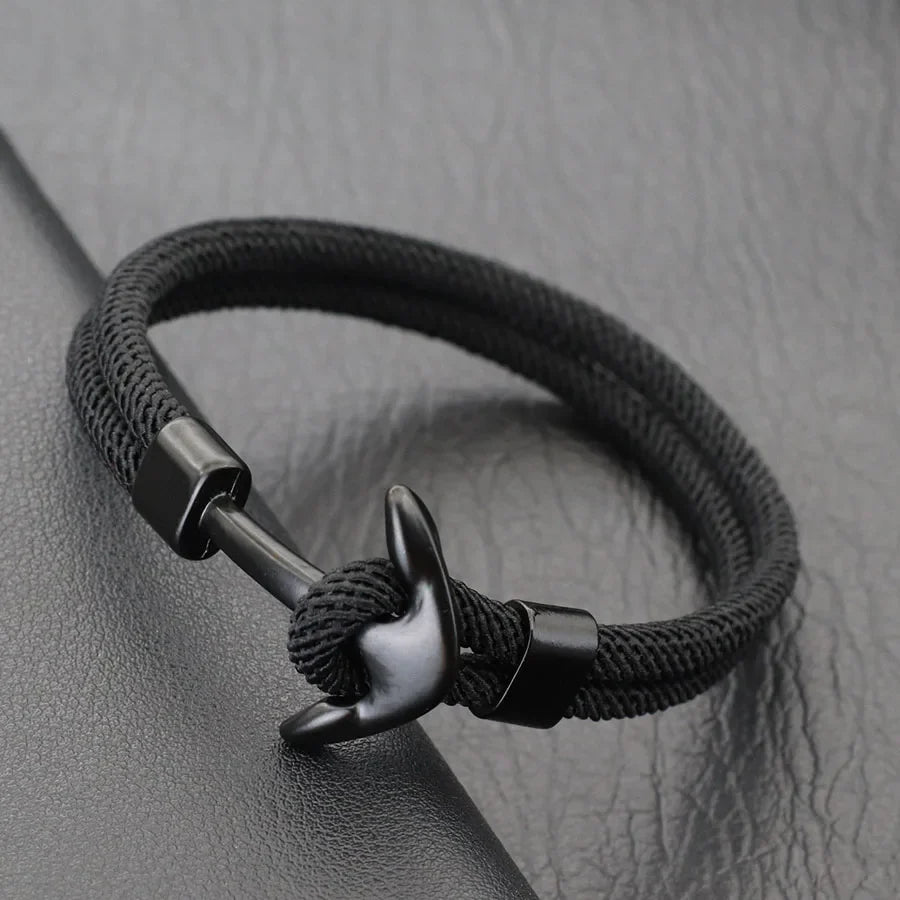 Armbånd med sort anker