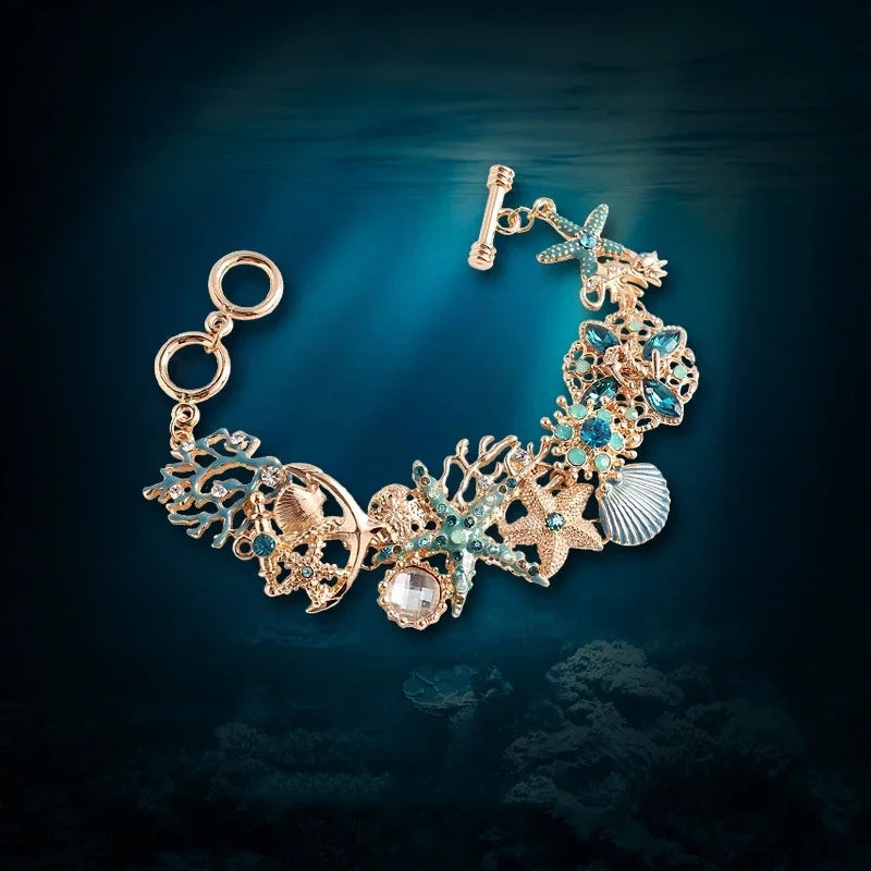 Armband mit Muscheln in blauer Farbe