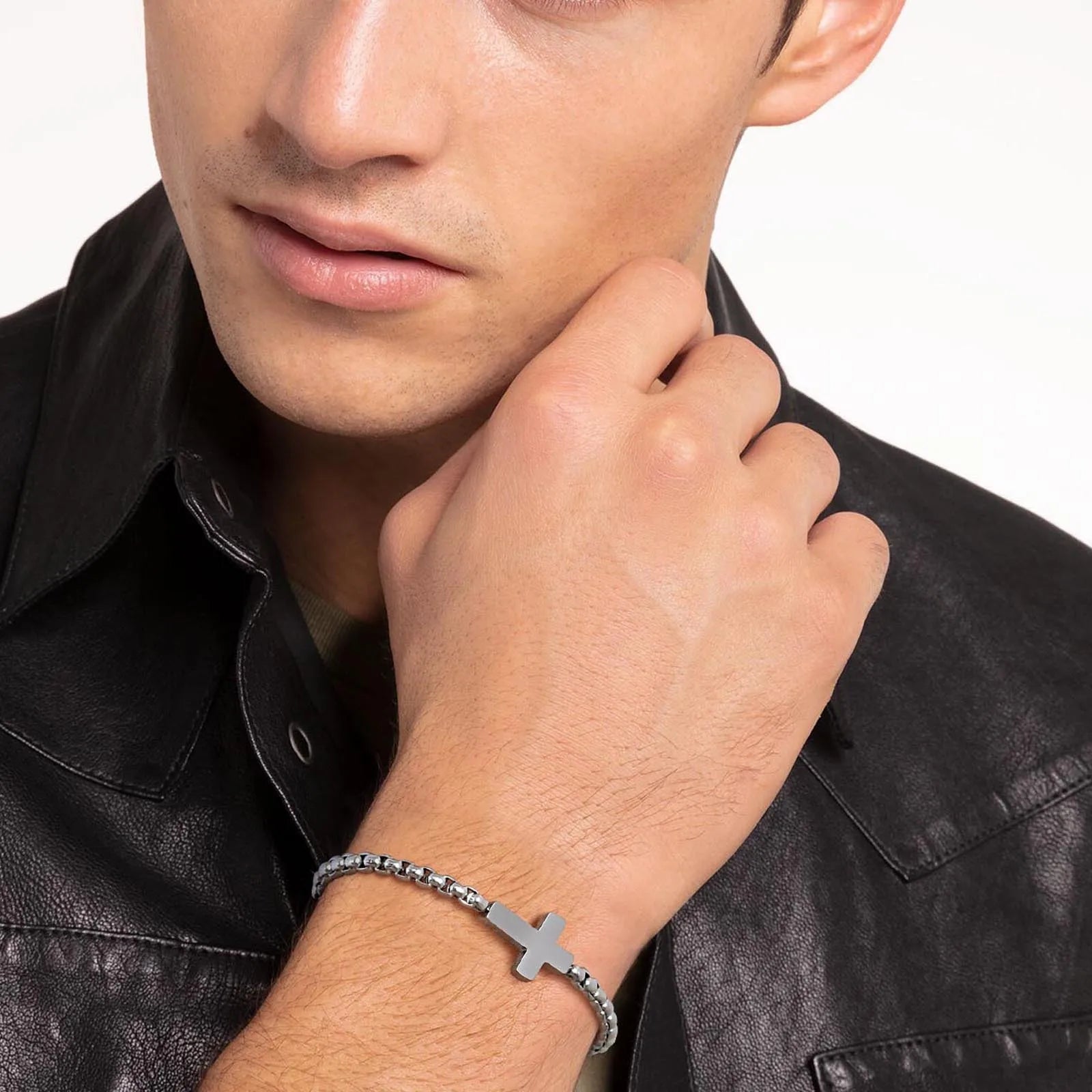 Bracciale con croce orizzontale