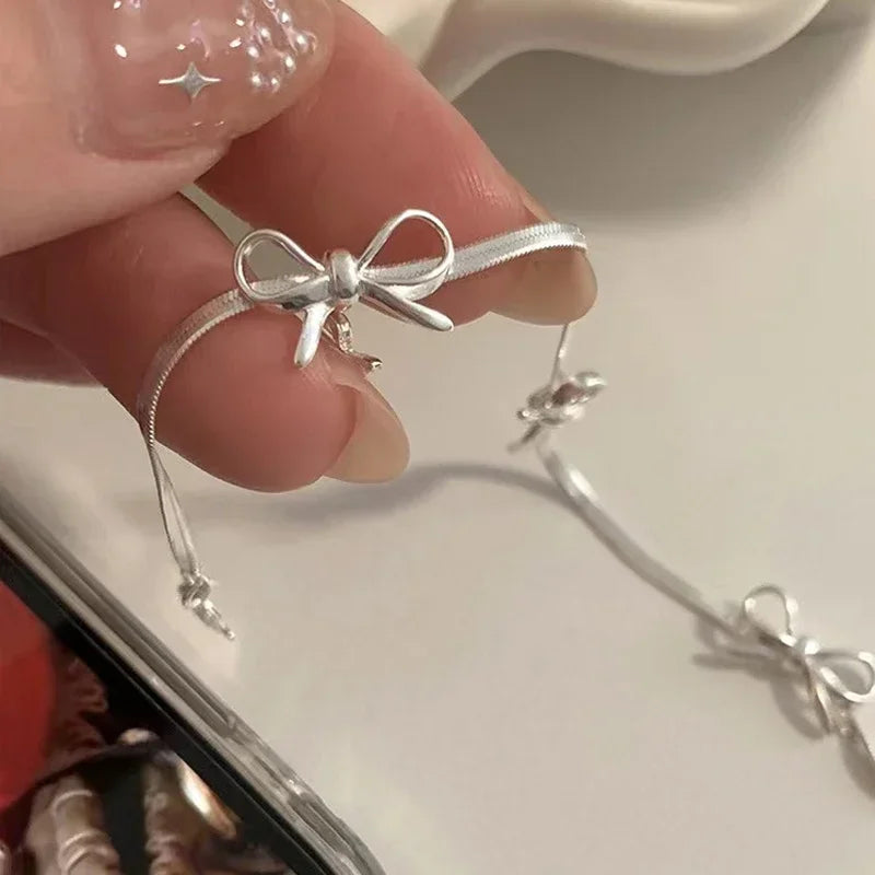 Bracelet with bow tie for women silver