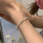 Bracelet with bow tie for women white