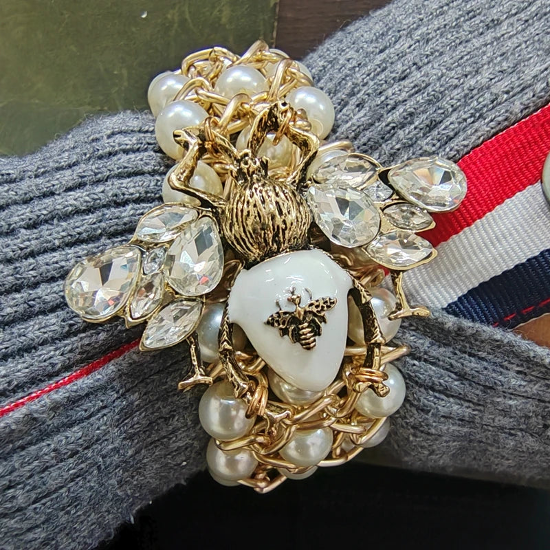 Bracelet avec perles abeille blanc