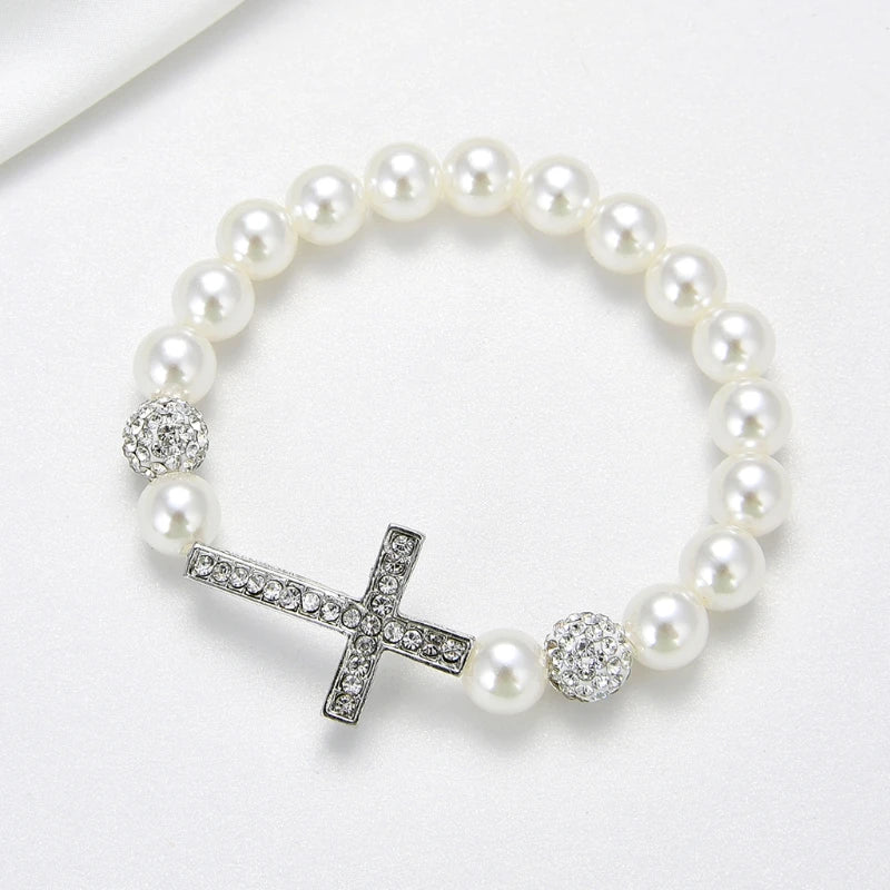 Bracelet avec Perles Blanches et Croix