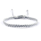 Dünnes und verstellbares brasilianisches Armband grau