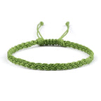 Dünnes und verstellbares brasilianisches Armband grün