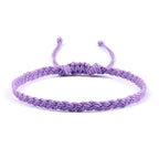 Dünnes und verstellbares brasilianisches Armband violett