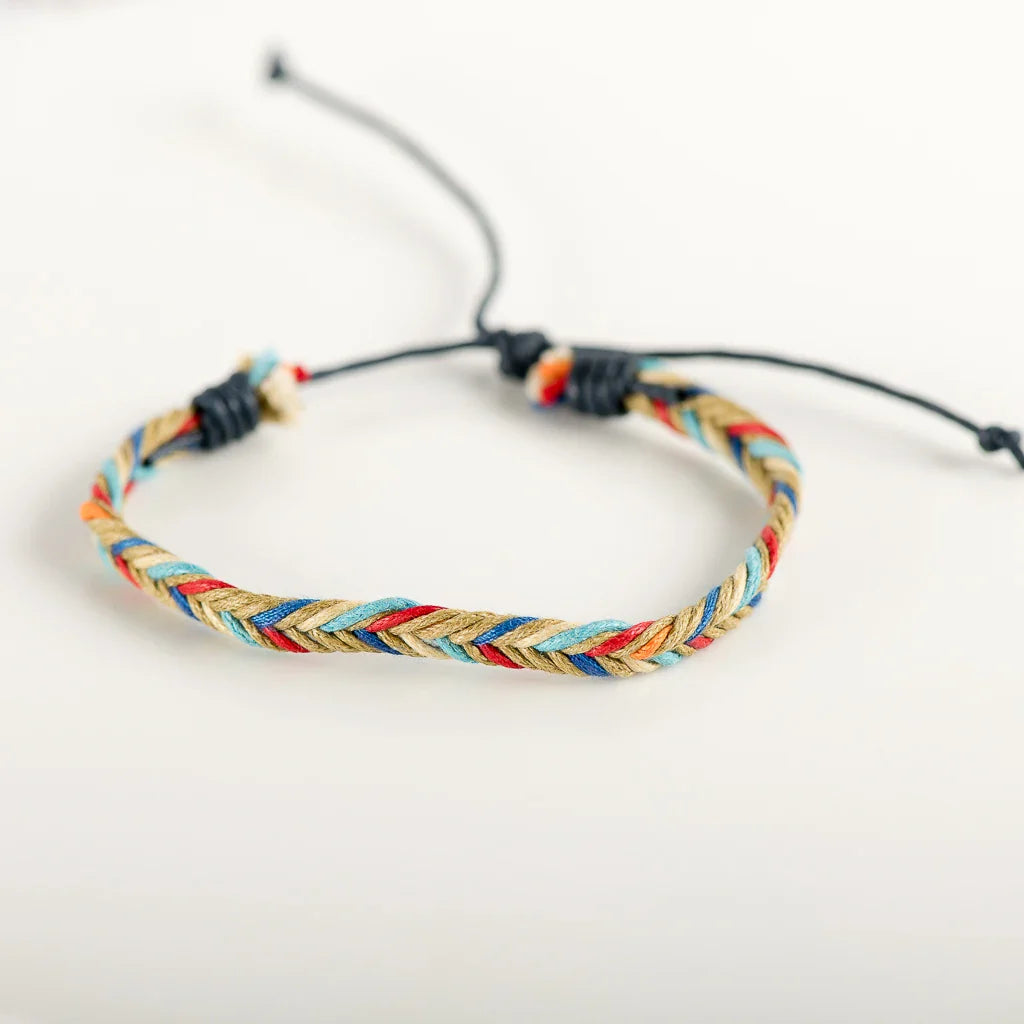 Geflochtenes brasilianisches Armband beige und rot