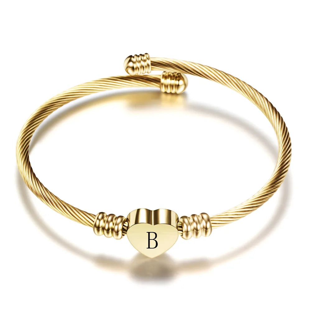 Bracelet coeur avec initiale or b