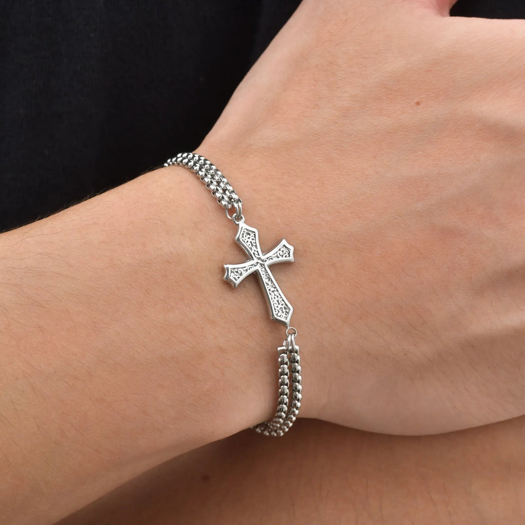 Doppelreihiges Armband mit Kreuz