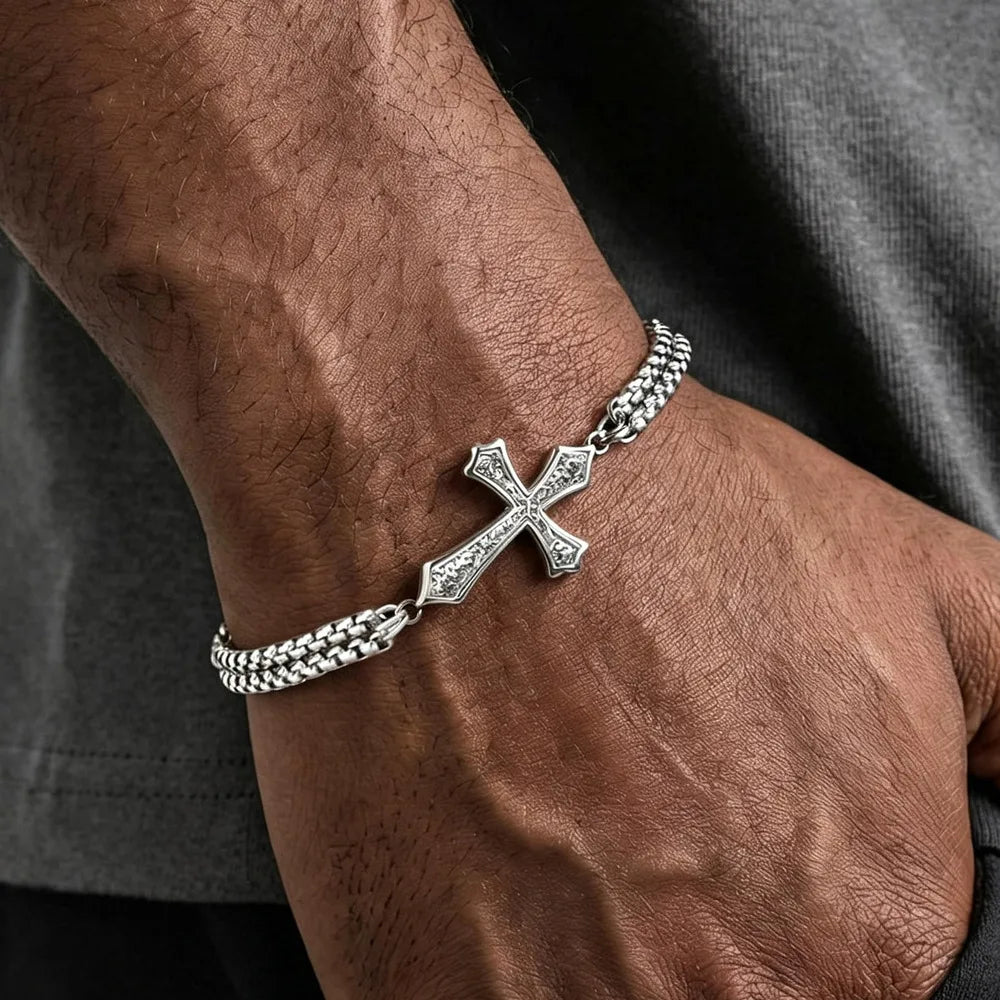 Doppelreihiges Armband mit Kreuz