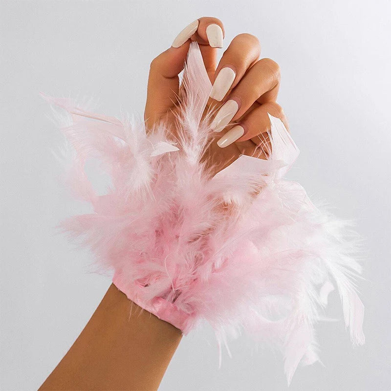 Armband mit luftiger rosa Feder, rosa