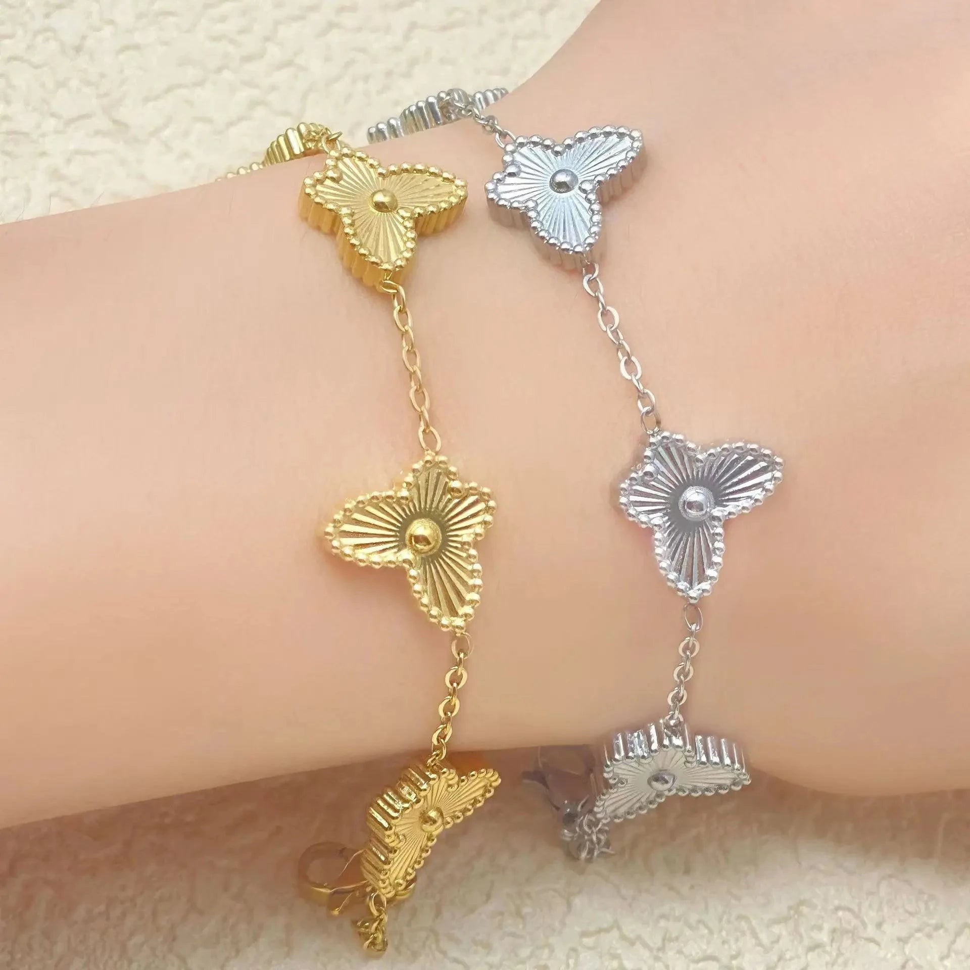 Bracelet Gourmette Fleurs 4 pétales