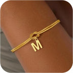Kezdőbetűs és csomós karkötő - betű 