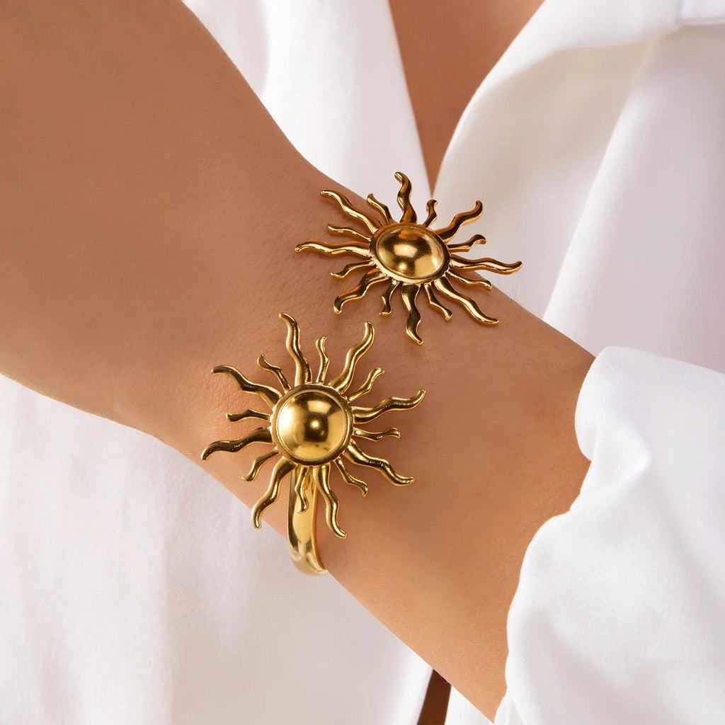 Bracelet ouvert avec 2 soleils