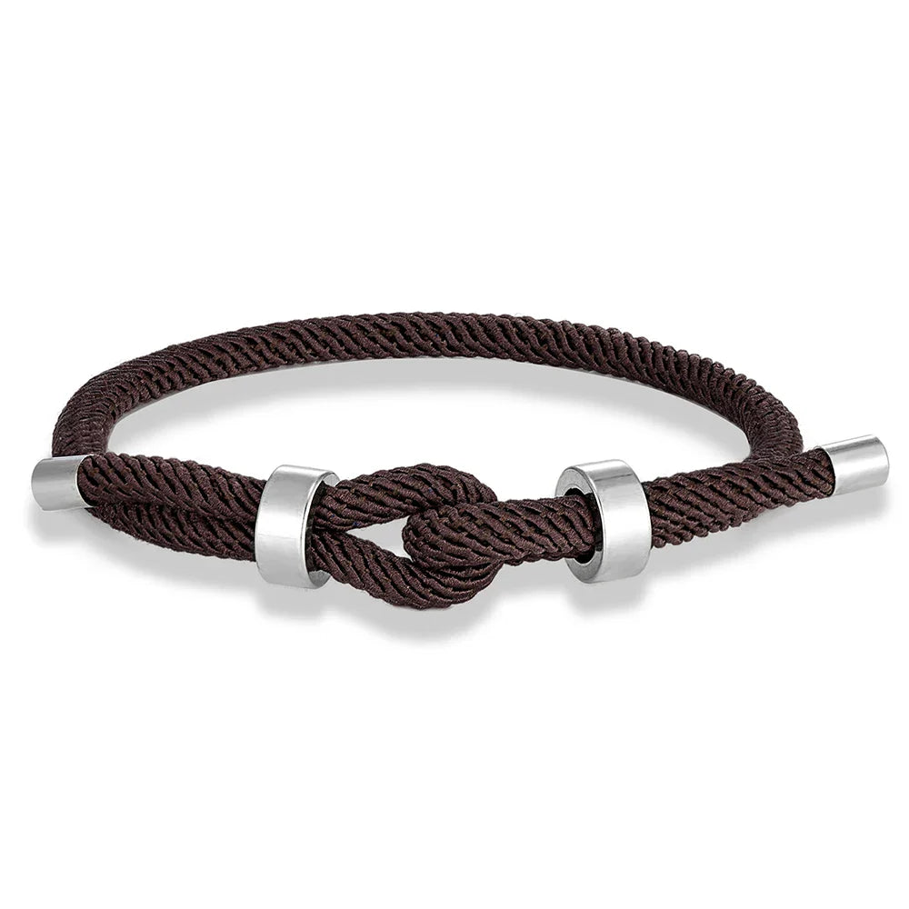 Bracelet moderne en corde tressée avec nœud marron