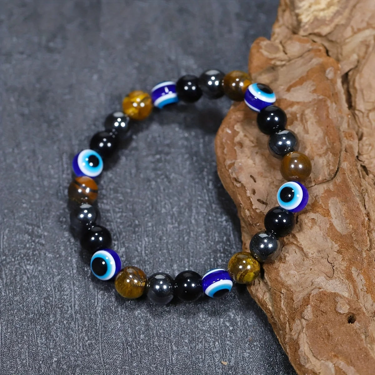 Bracelet porte-bonheur en pierres naturelles et oeil bleu