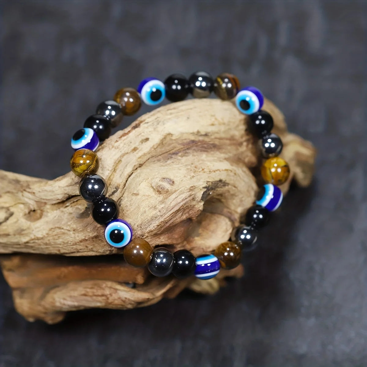 Bracelet porte-bonheur en pierres naturelles et oeil bleu