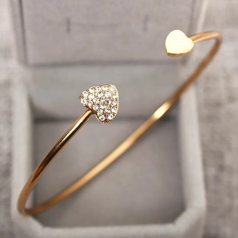 Bracelet Rétro avec Coeur et Cristal