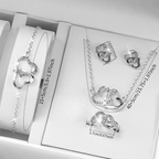 Комплект от 5 бижута със сърце 