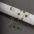 Öt Ékszerből álló Lóhere Készlet 