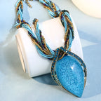 Collier avec Grand Pendentif de Style Ethnique bleu 